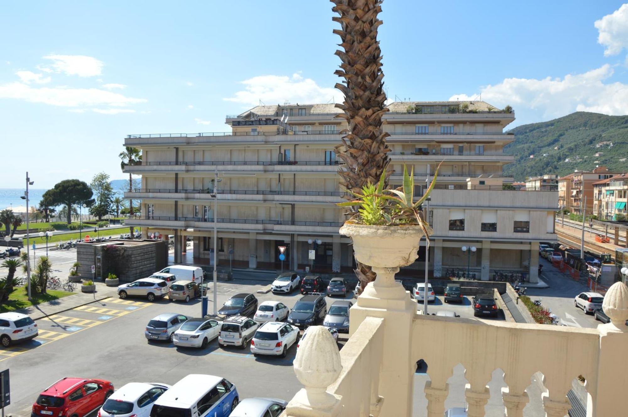 Hotel Doria Chiavari Eksteriør bilde