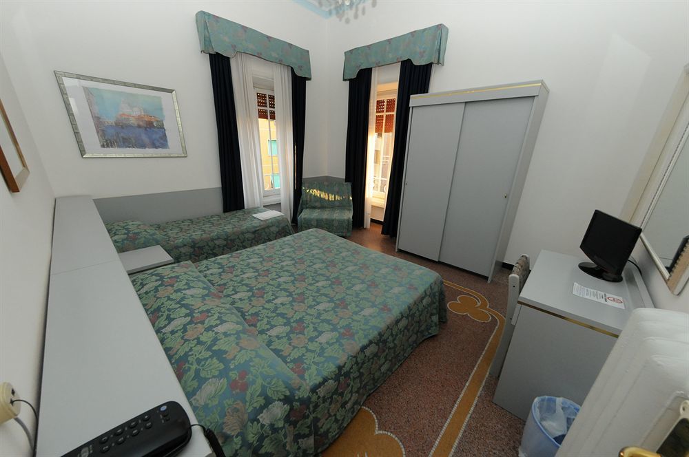 Hotel Doria Chiavari Eksteriør bilde